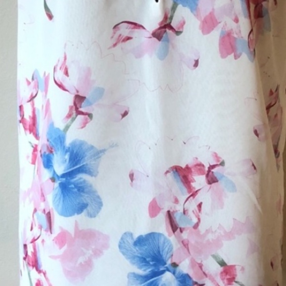 vince camuto sleeveless poetic boutique tank sizeS - Picture 3 of 3